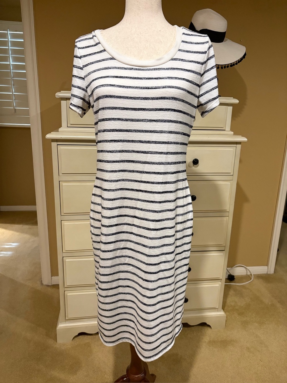Melrose and Market Sheath Midi Dress